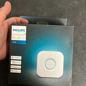Philips Gen 2 Hue Bridge: Plastic, No Switch, Requires Hardwiring, Light Switch,